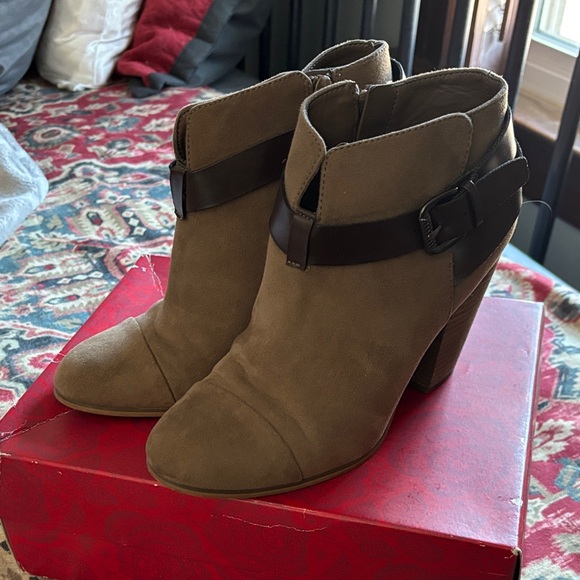 Carlos Santana Shoes - Low boots by Carlos Santana